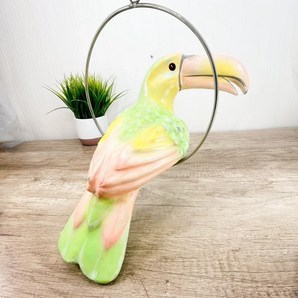 VTG Toucan Parrot Hand-Painted‎ Signed Sculpture Paper Mache Bustamante Style